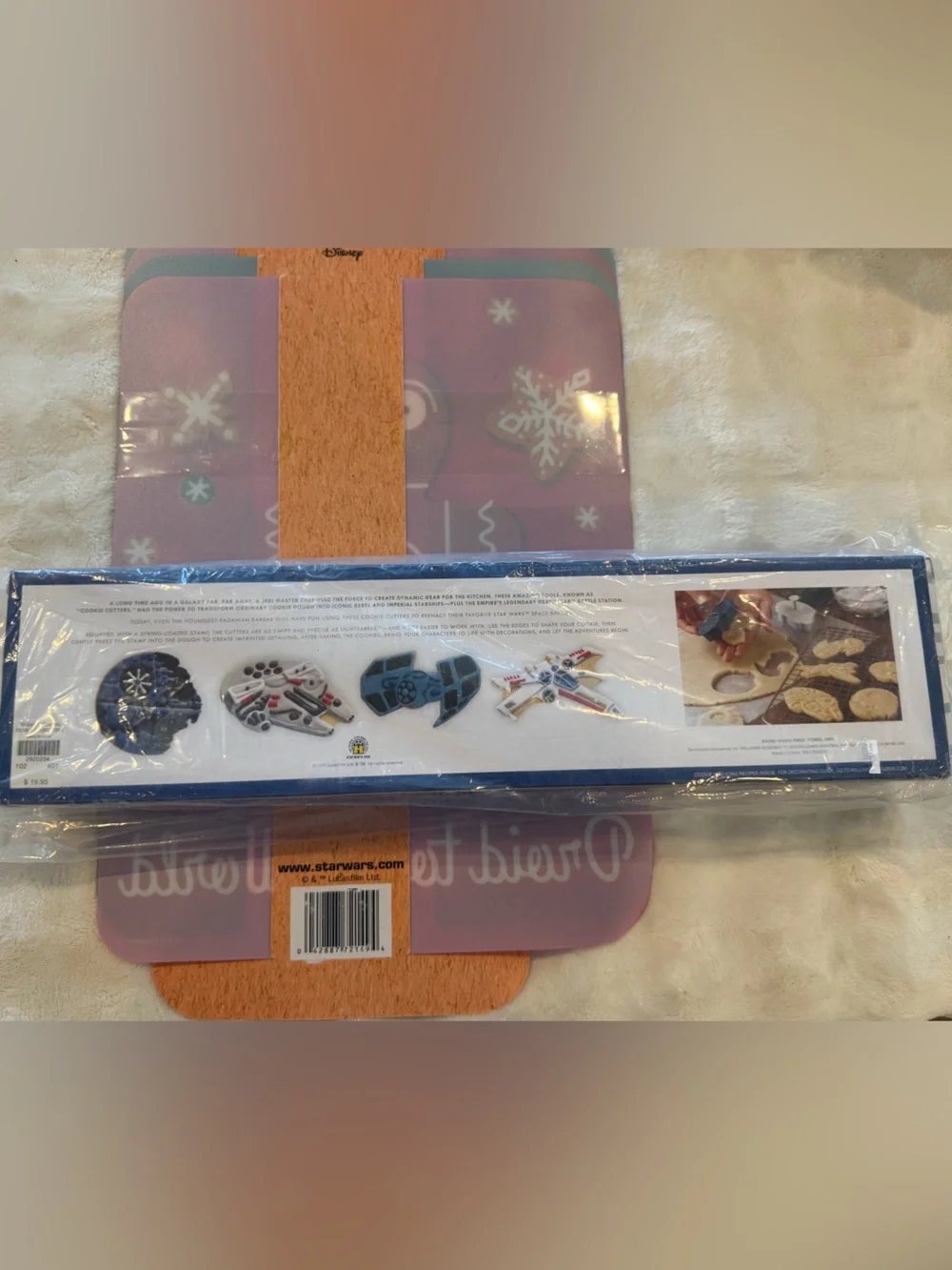 NEW Star Wars Cookie Baking Set 8 Cutters and 4 Cutting Mats